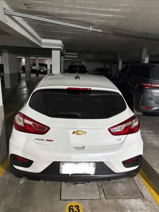 CHEVROLET-CRUZE-2017