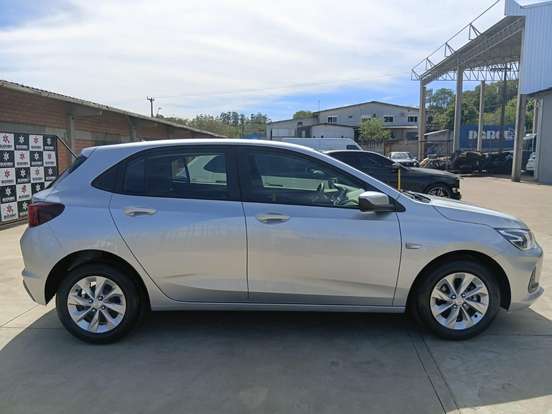 CHEVROLET-ONIX-2022