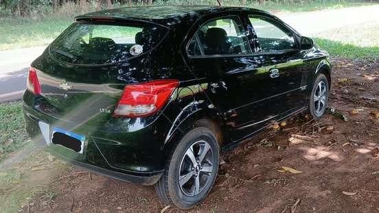 CHEVROLET-ONIX-2015