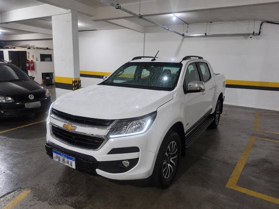 CHEVROLET S10 2.8 HIGH COUNTRY 4X4 CD 16V TURBO DIESEL 4P AUTOMÁTICO