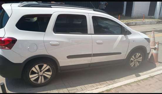 CHEVROLET-SPIN-2021