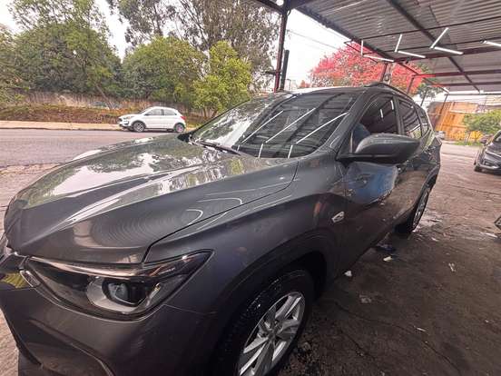 CHEVROLET-TRACKER-2020