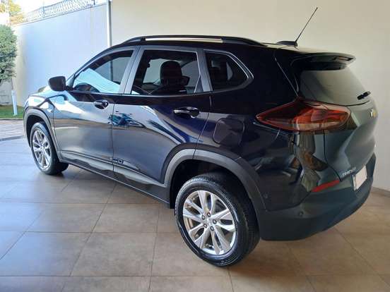 CHEVROLET-TRACKER-2023