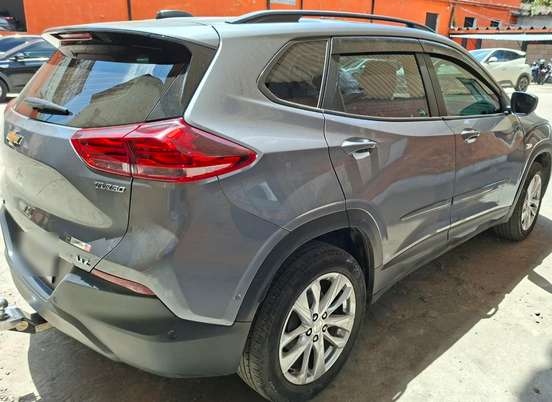 CHEVROLET-TRACKER-2022
