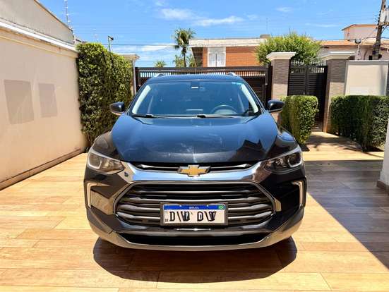 CHEVROLET-TRACKER-2020