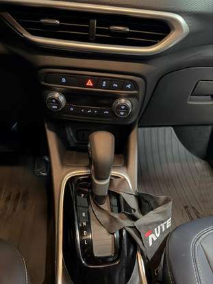CHEVROLET-TRACKER-2025