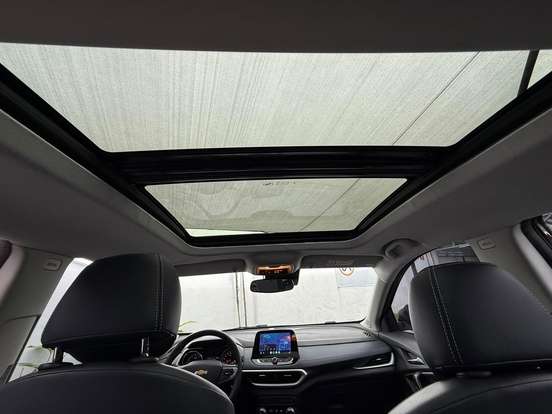 CHEVROLET-TRACKER-2023