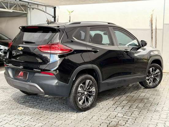 CHEVROLET-TRACKER-2023