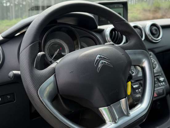 CITROËN-C3-1.6 EXCLUSIVE 16V FLEX 4P AUTOMÁTICO CITROËN-C3-2014