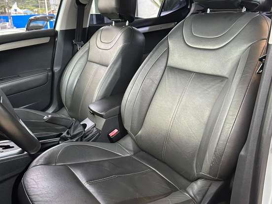 CITROËN-C4 LOUNGE-1.6 THP FLEX TENDANCE BVA CITROËN-C4 LOUNGE-2017