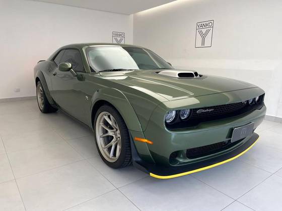 DODGE CHALLENGER 6.4 V8 HEMI GASOLINA R/T SCAT PACK WIDEBODY TORQUEFLITE