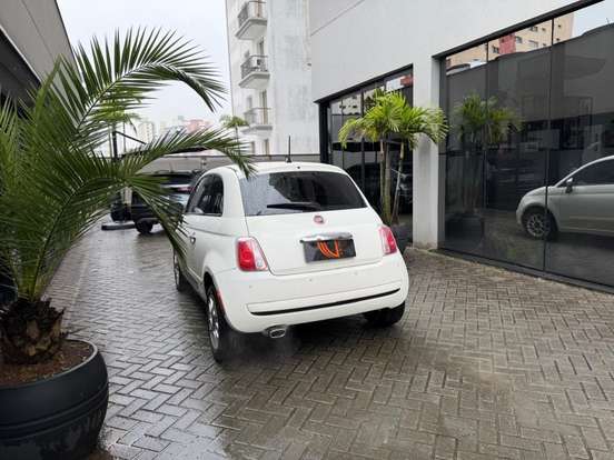 FIAT-500-1.4 CULT 8V FLEX 2P AUTOMATIZADO FIAT-500-2013