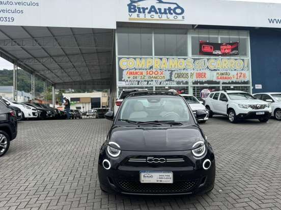 FIAT-500e-2021
