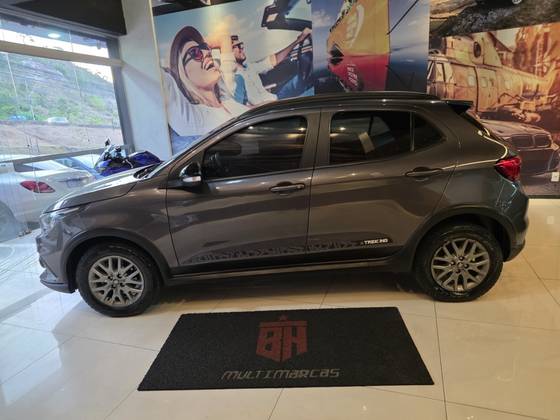 FIAT ARGO 1.3 FIREFLY FLEX TREKKING MANUAL