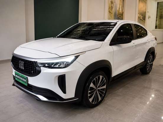 FIAT-FASTBACK-2023