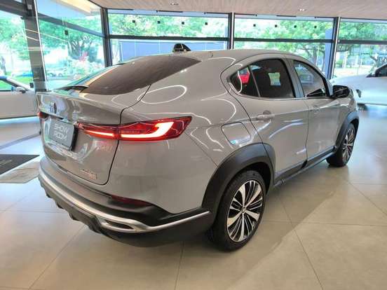 FIAT-FASTBACK-2023