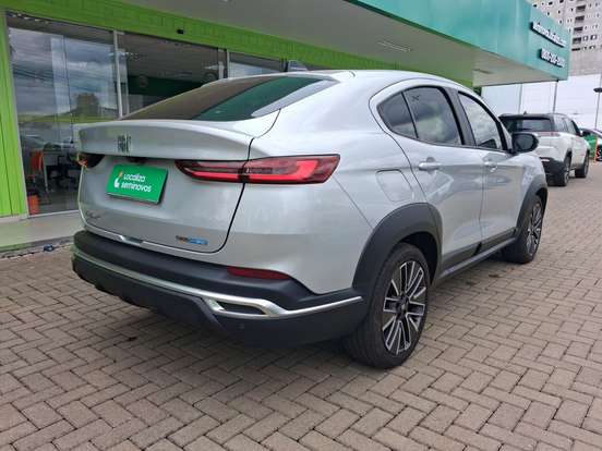 FIAT-FASTBACK-1.0 TURBO 200 HYBRID AUDACE CVT FIAT-FASTBACK-2025