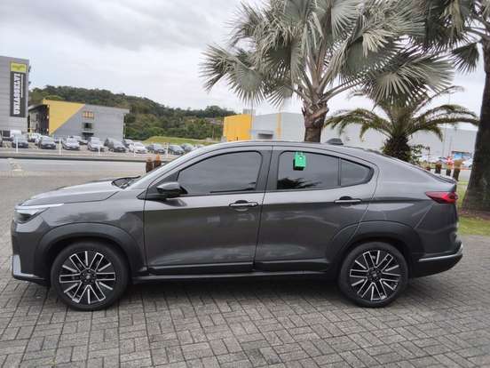 FIAT-FASTBACK-2025