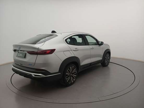 FIAT-FASTBACK-2025