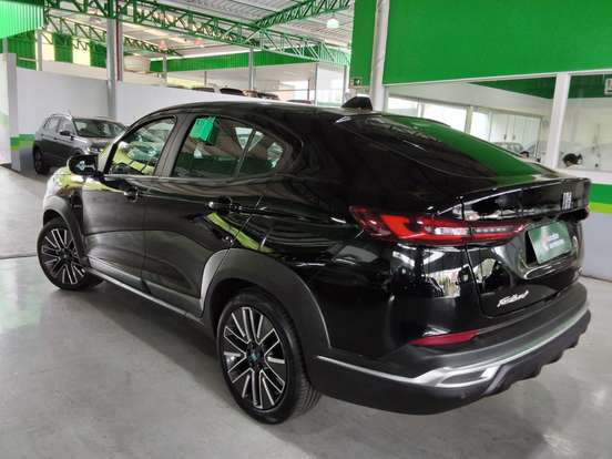 FIAT-FASTBACK-2025