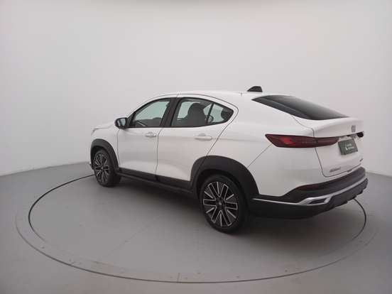 FIAT-FASTBACK-2025