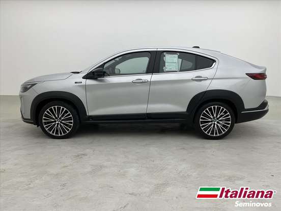 FIAT-FASTBACK-2024