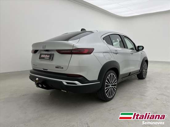 FIAT-FASTBACK-2024