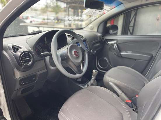 FIAT-GRAND SIENA-1.4 MPI 8V TETRAFUEL 4P MANUAL FIAT-GRAND SIENA-2013
