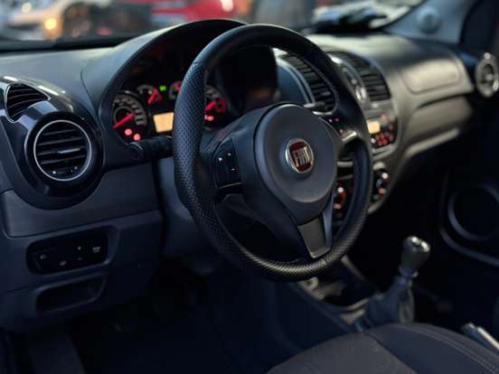 FIAT-GRAND SIENA-2014