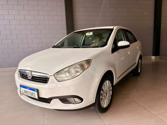 FIAT-GRAND SIENA-1.6 MPI ESSENCE 16V FLEX 4P MANUAL FIAT-GRAND SIENA-2013