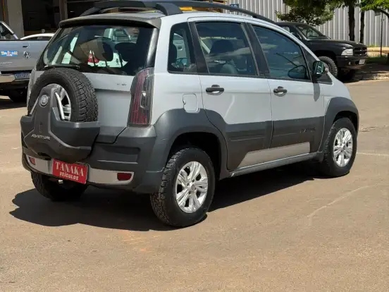 FIAT-IDEA-1.8 MPI ADVENTURE 8V FLEX 4P MANUAL FIAT-IDEA-2011