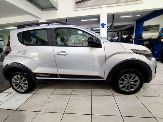 FIAT-MOBI-1.0 EVO FLEX TREKKING MANUAL FIAT-MOBI-2023