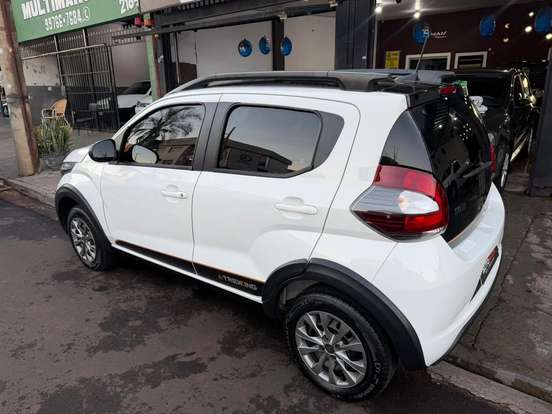 FIAT-MOBI-1.0 EVO FLEX TREKKING MANUAL FIAT-MOBI-2024