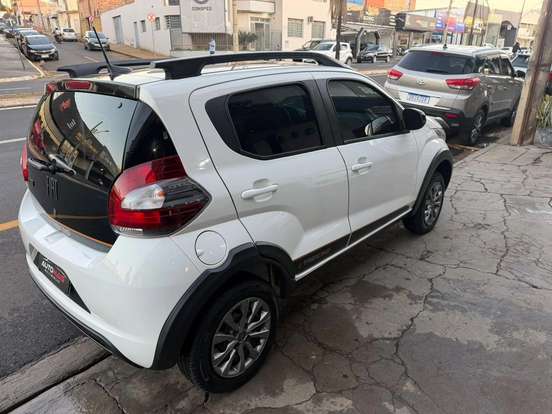 FIAT-MOBI-1.0 EVO FLEX TREKKING MANUAL FIAT-MOBI-2024