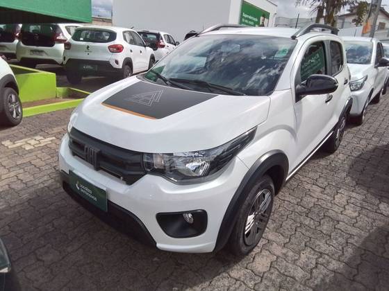 FIAT MOBI 1.0 FIREFLY FLEX TREKKING MANUAL