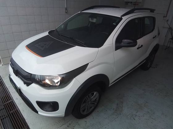 FIAT MOBI 1.0 FIREFLY FLEX TREKKING MANUAL