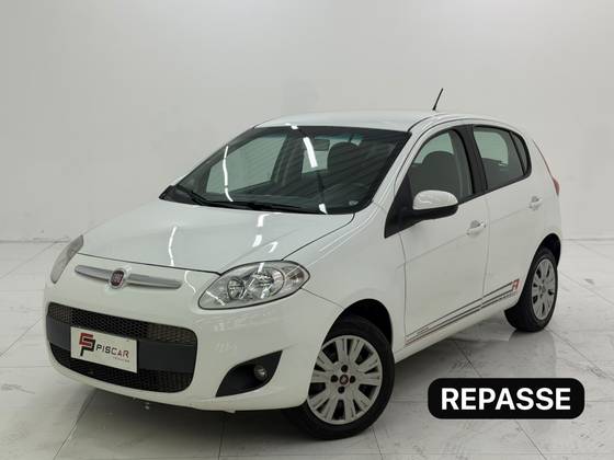FIAT PALIO 1.6 MPI ESSENCE 16V FLEX 4P MANUAL