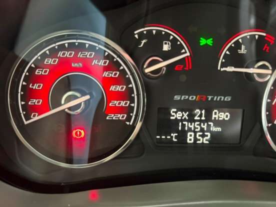 FIAT-PALIO-1.6 MPI SPORTING 16V FLEX 4P MANUAL FIAT-PALIO-2014