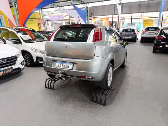 FIAT-PUNTO-2011