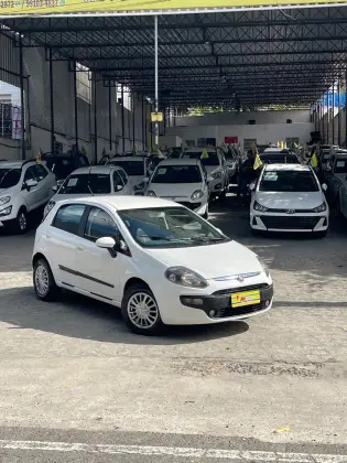 FIAT PUNTO 1.4 ATTRACTIVE 8V FLEX 4P MANUAL
