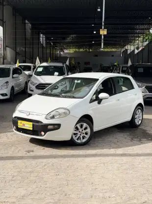 FIAT-PUNTO-2014