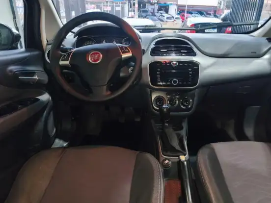 FIAT-PUNTO-2014