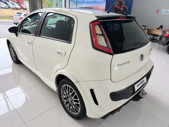 FIAT-PUNTO-1.8 BLACKMOTION 16V FLEX 4P MANUAL FIAT-PUNTO-2013