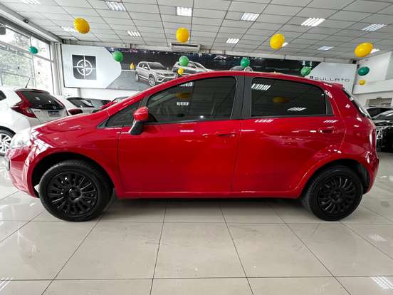 FIAT-PUNTO-2013