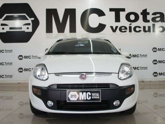 FIAT-PUNTO-1.6 ESSENCE 16V FLEX 4P MANUAL FIAT-PUNTO-2016