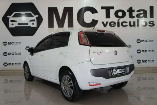FIAT-PUNTO-1.6 ESSENCE 16V FLEX 4P MANUAL FIAT-PUNTO-2016