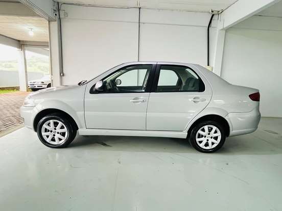 FIAT-SIENA-2014