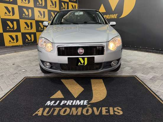 FIAT-SIENA-2010