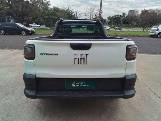 FIAT-STRADA-2024