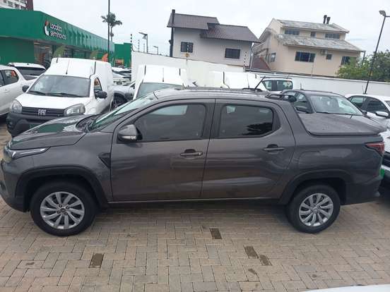 FIAT-STRADA-2024